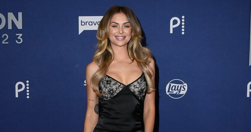 Lala Kent Pregnant Baby 2 After Sperm Donor Insemination.jpg