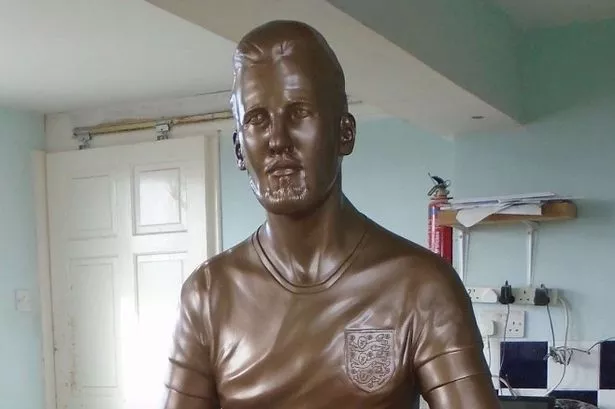 First Look At Harry Kane Statue After 7k Sculpture Sat In Storage For 4 Years.webp
