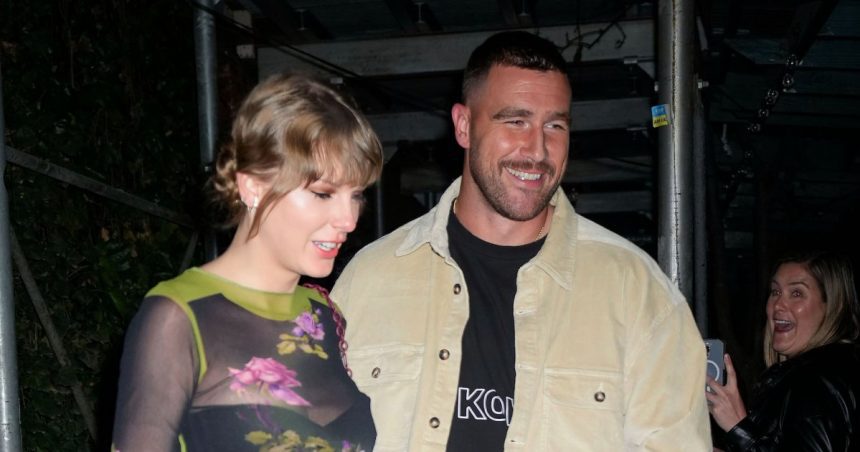 Taylor Swift Feels Safe And Protected With Boyfriend Travis Kelce .jpg